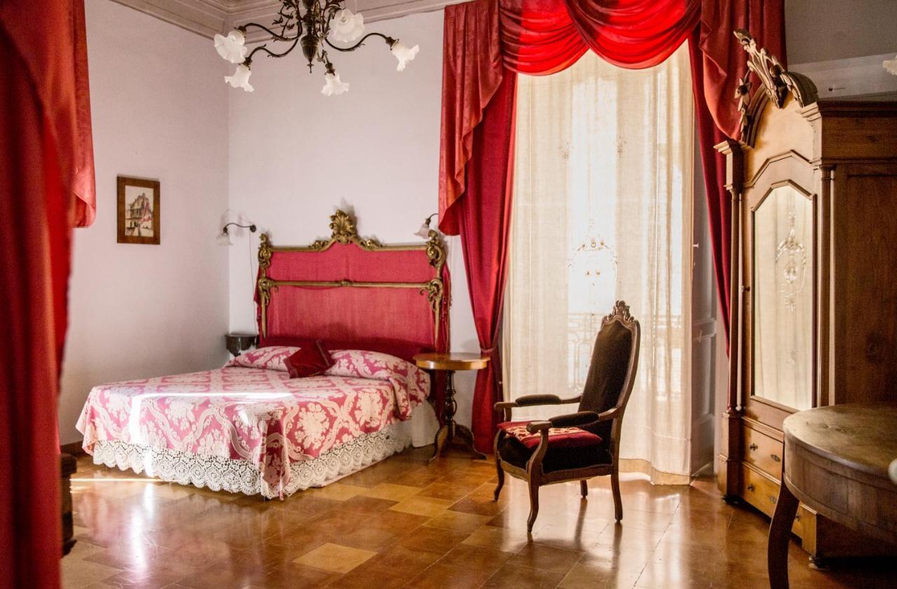 Le Foglie Di Acanto 3*